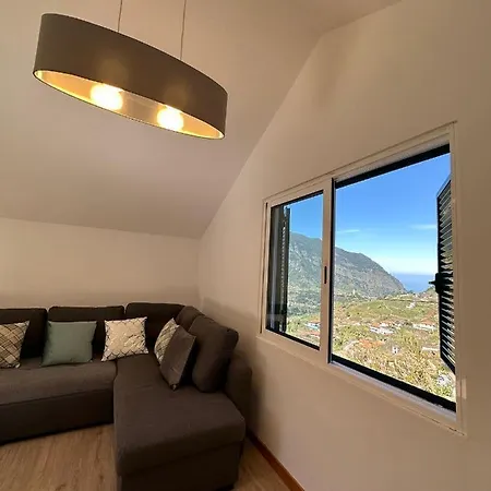 The Passion Fruit House Tatil Evi São Vicente