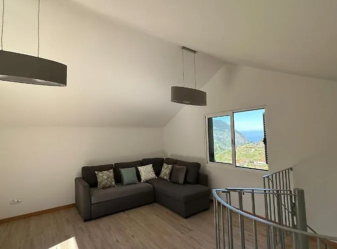 The Passion Fruit House Сан-Висенти