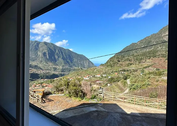 The Passion Fruit House * São Vicente